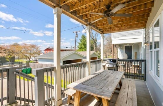Music City Magnolia Nashville vacation rental Cumberland Retreat near Nissan Stadium - image 14