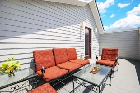 Music City Magnolia Nashville vacation rental Mockingbird near Broadway
