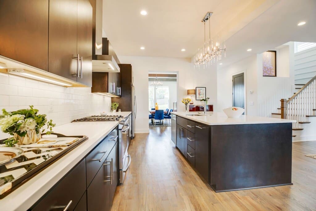 Music City Magnolia Nashville vacation rental Mockingbird near Broadway