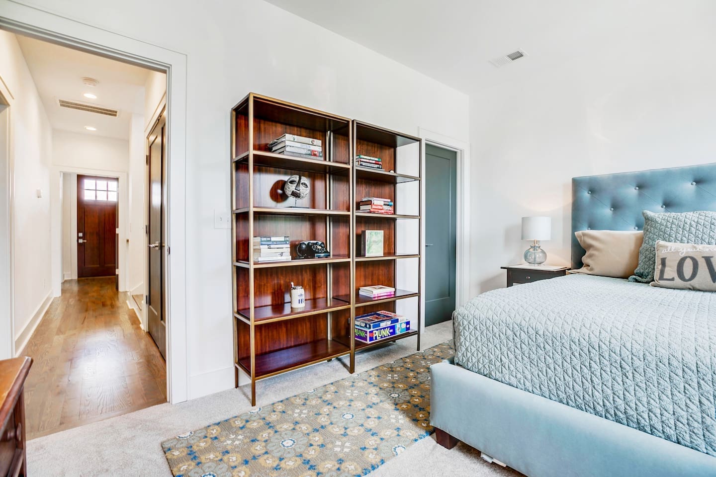 Music City Magnolia Nashville vacation rental Mockingbird near Broadway