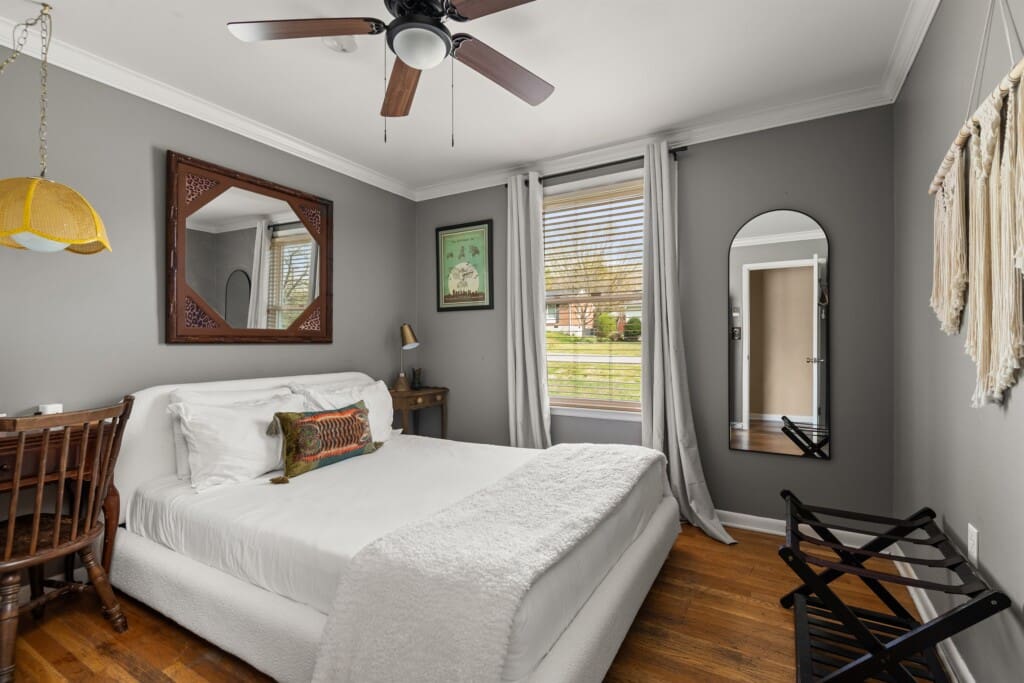Music City Magnolia Nashville vacation rental Magnolia home - image 20