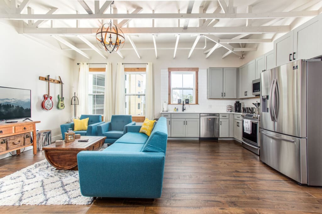 Music City Magnolia Nashville vacation rental Rocky Top with speakeasy and pool - image 4