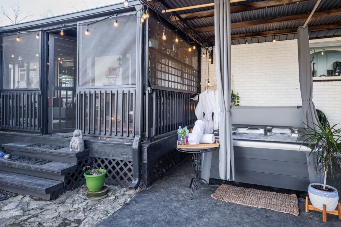 Music City Magnolia Nashville vacation rental Blooming Bungalow with hot tub - image 8