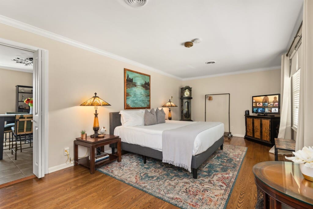 Music City Magnolia Nashville vacation rental Magnolia home - image 10
