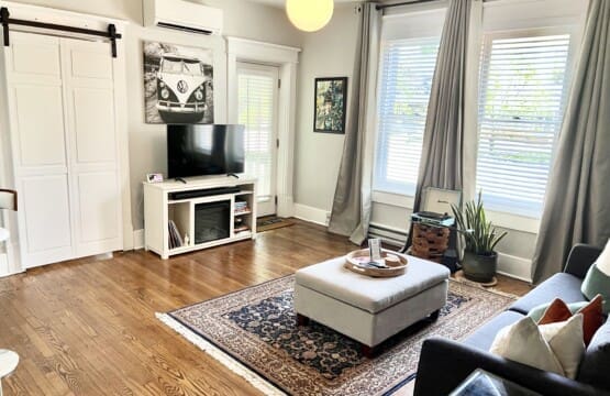 Music City Magnolia Nashville vacation rental Bluebird 1920s condo 12 South - image 2