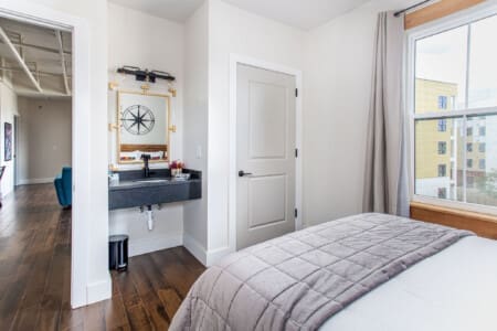Music City Magnolia Nashville vacation rental Rocky Top with speakeasy and pool - image 7