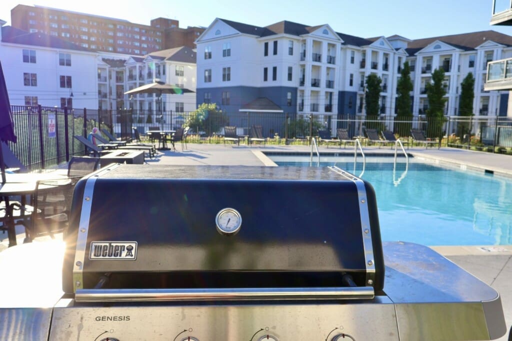 Music City Magnolia Honky Tonk Party Pad Dolly luxury Midtown Nashville rental - image 36