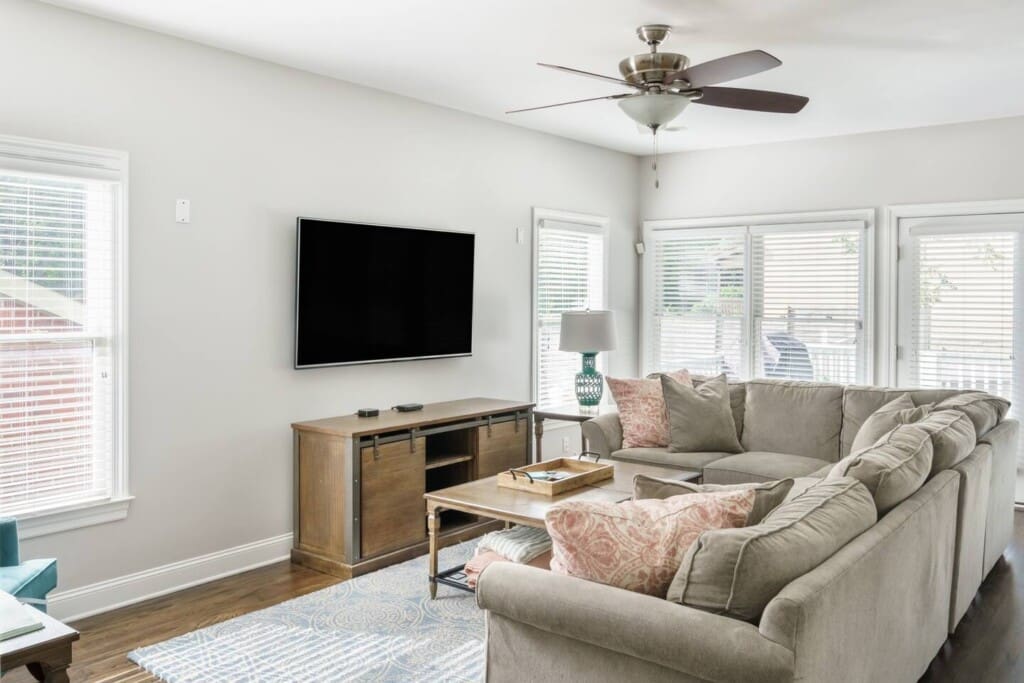 Music City Magnolia Nashville vacation rental Southern Charm near Broadway - image 11
