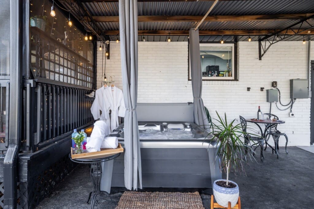 Music City Magnolia Nashville vacation rental Blooming Bungalow with hot tub - image 11