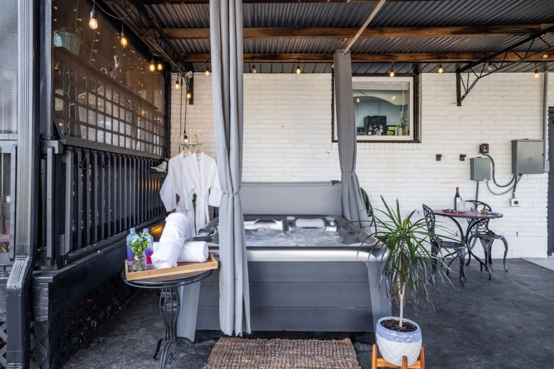 Music City Magnolia Nashville vacation rental Blooming Bungalow with hot tub - image 11