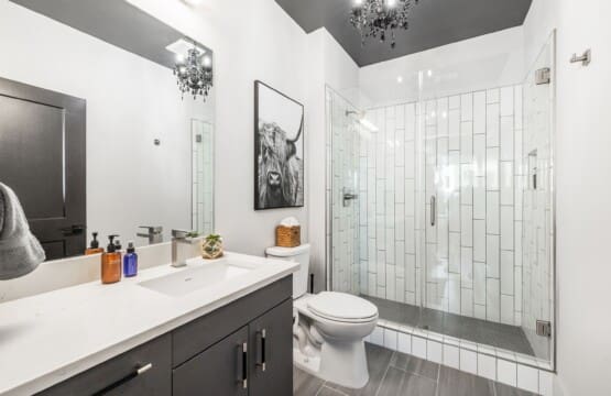 Music City Magnolia Honky Tonk Party Pads Midtown Nashville rental with pool - image 11