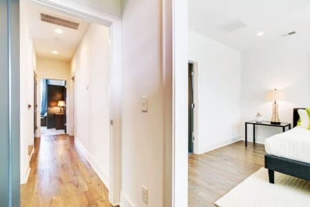 Music City Magnolia Nashville vacation rental Mockingbird near Broadway