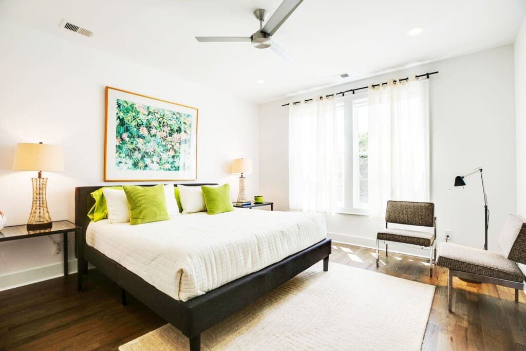 Music City Magnolia Nashville vacation rental Mockingbird near Broadway