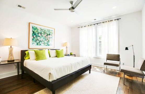Music City Magnolia Nashville vacation rental Mockingbird near Broadway