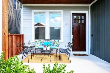 Music City Magnolia Nashville vacation rental Mockingbird near Broadway