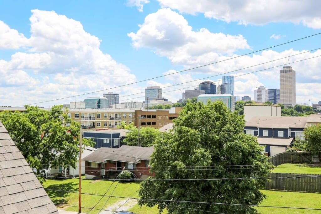 Music City Magnolia Nashville vacation rental Mockingbird near Broadway