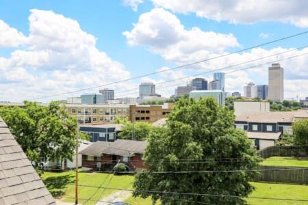 Music City Magnolia Nashville vacation rental Mockingbird near Broadway