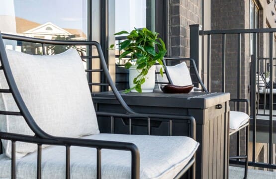 Music City Magnolia Honky Tonk Party Pad Johnny Midtown Nashville rental with pool - image 5