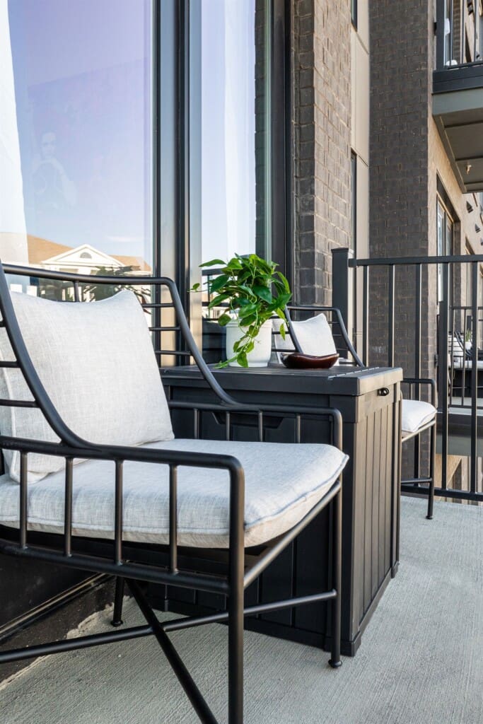 Music City Magnolia Honky Tonk Party Pad Johnny Midtown Nashville rental with pool - image 5