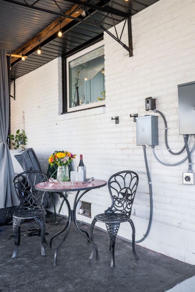 Music City Magnolia Nashville vacation rental Blooming Bungalow with hot tub - image 36
