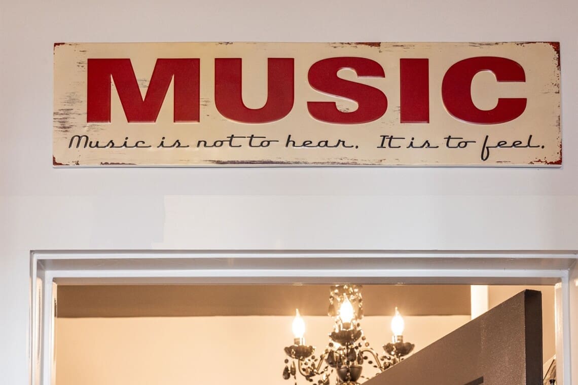Music City Magnolia Honky Tonk Party Pad Johnny Midtown Nashville rental with pool - image 41