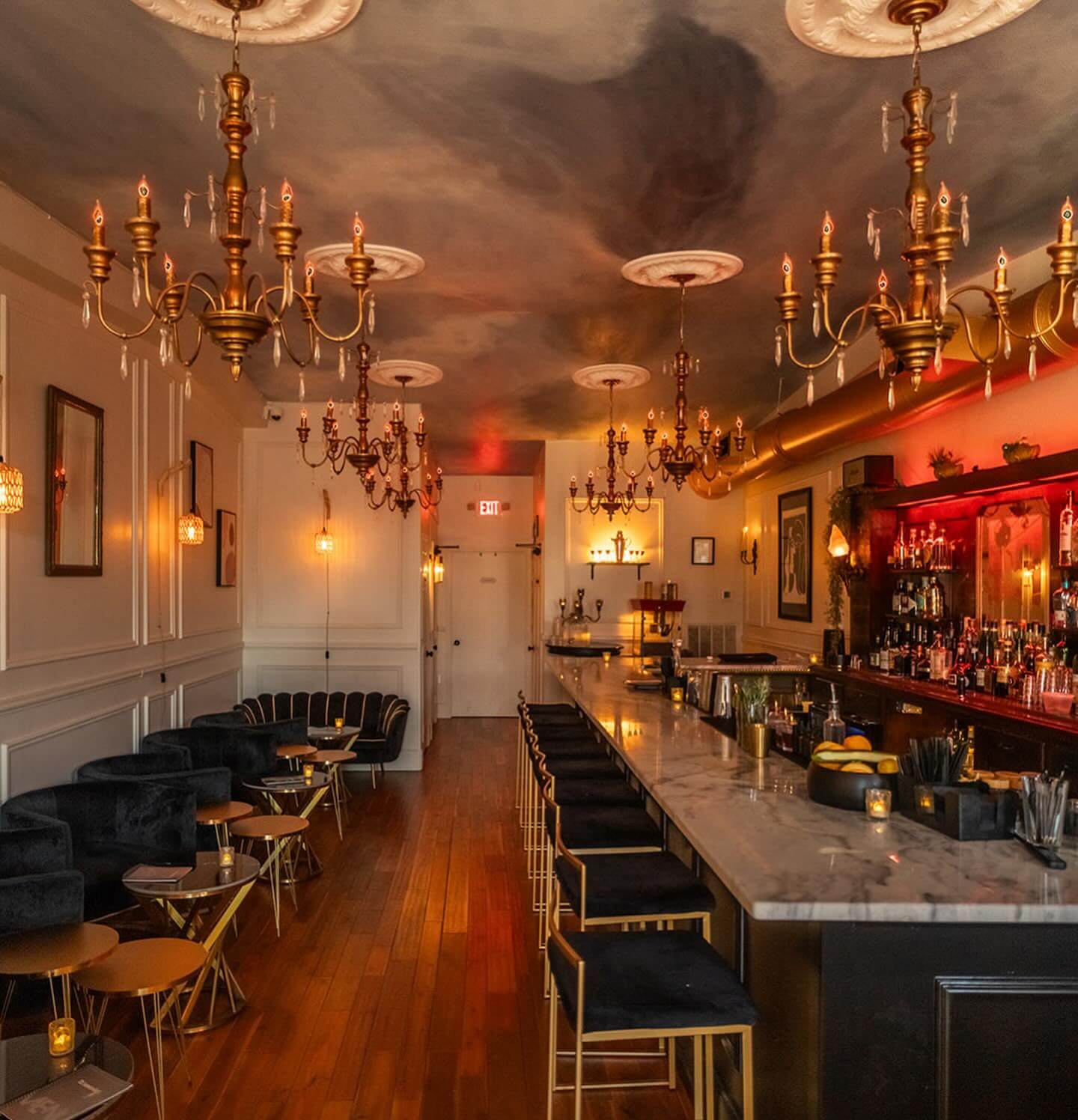 Nashville cocktail bar scene — craft cocktails and intimate atmosphere