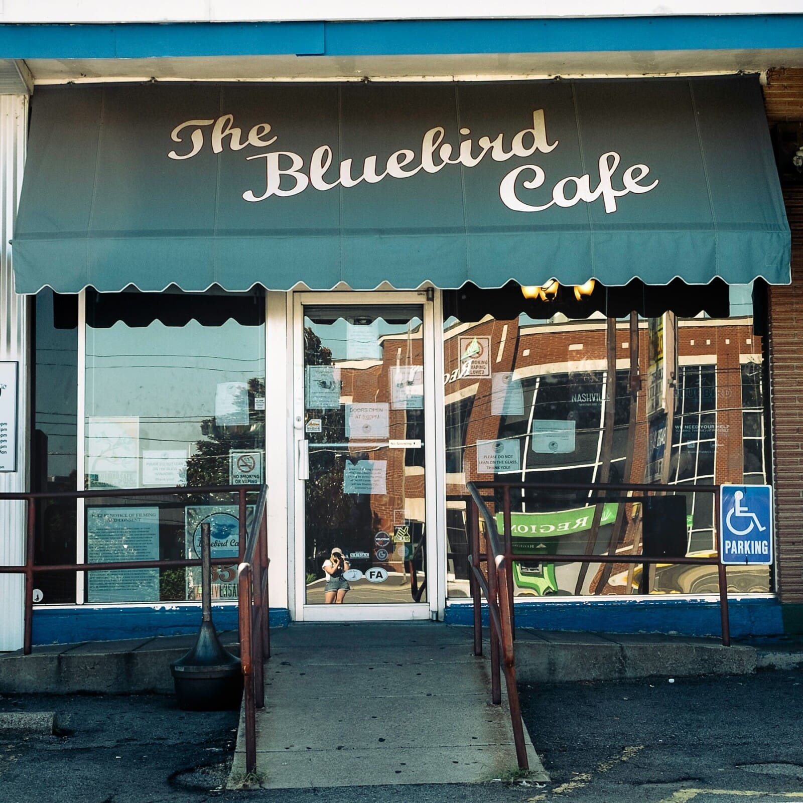 Intimate songwriter showcase at the Bluebird Cafe Nashville