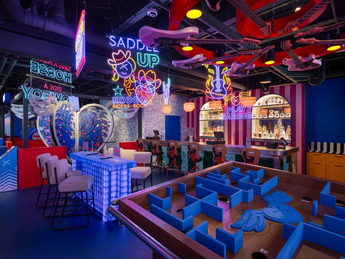 Indoor game bar