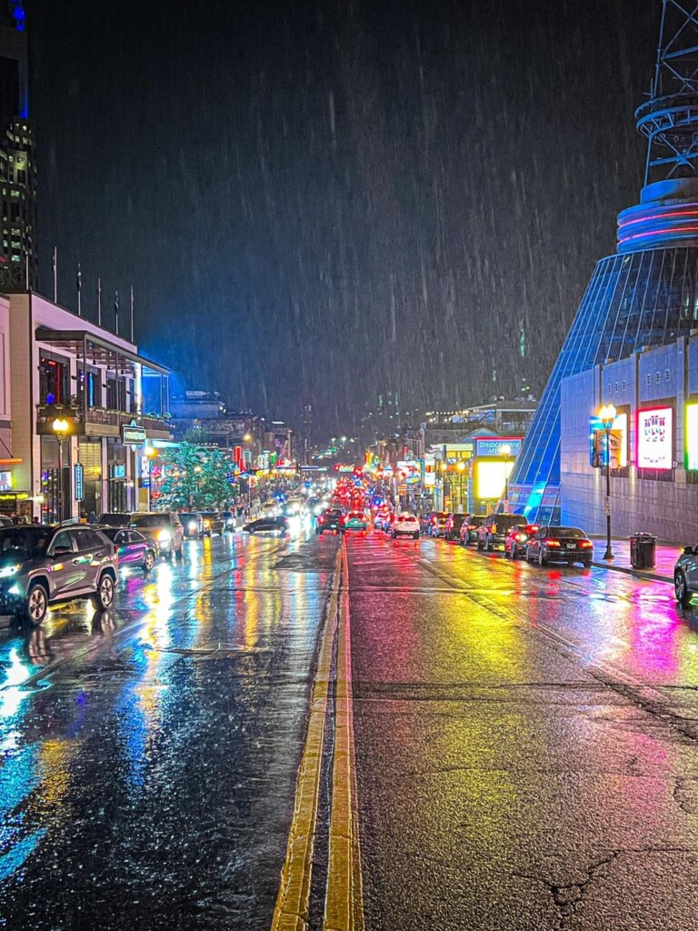 rainy nashville broadway bridgestone
