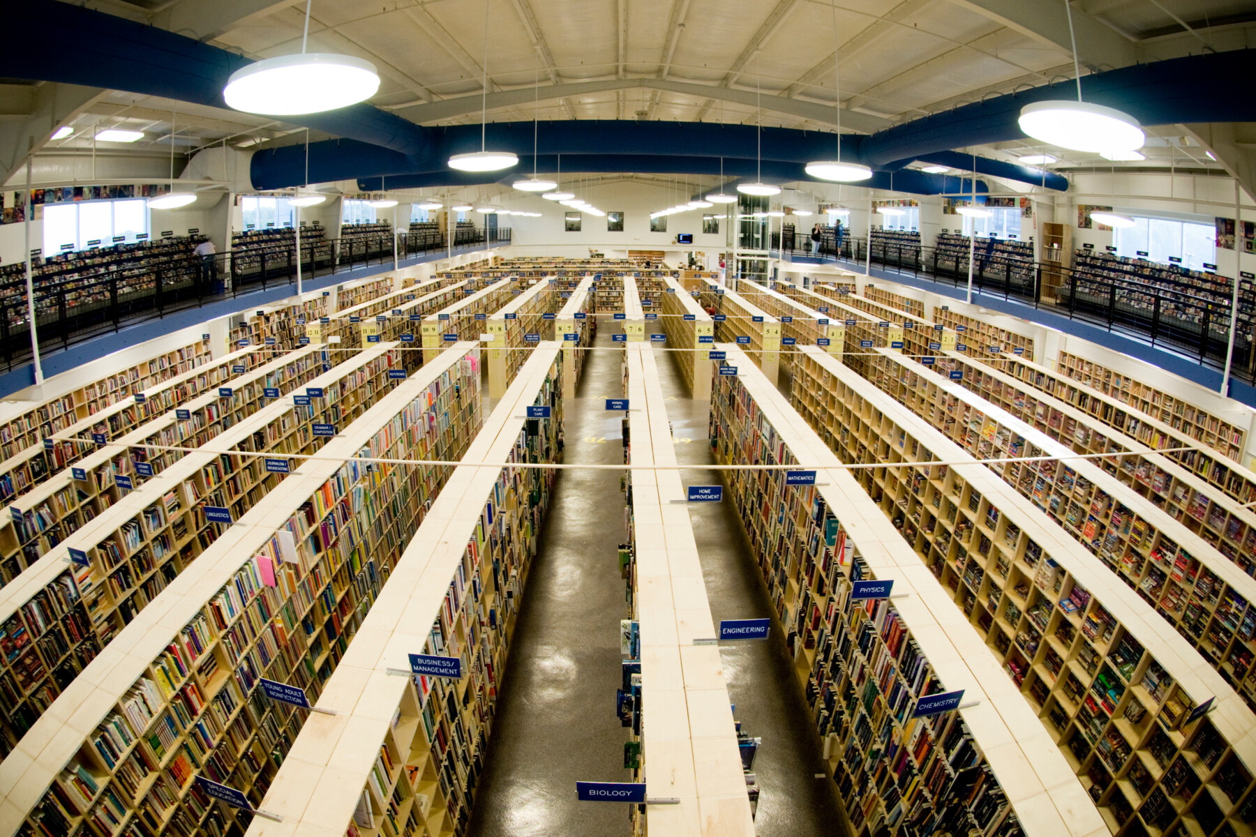 McKay Used Books — Nashville shop