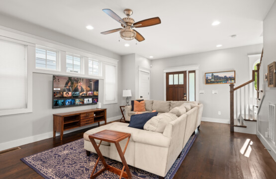 Living Room (Downstairs), Smart TV — Cumberland Retreat, Music City Magnolia East Nashville rental near Nissan Stadium