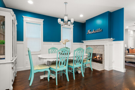 Dining for 6 — Cumberland Retreat, Music City Magnolia East Nashville rental near Nissan Stadium